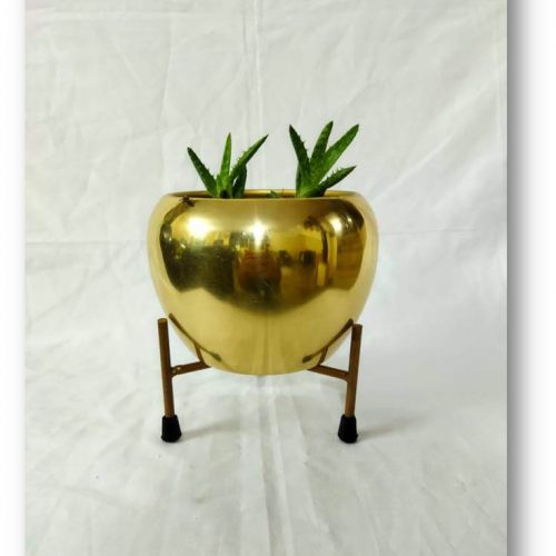 VanituHub_gold_Shing_pot_with_stand